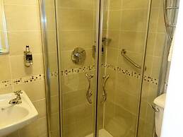 The Beach Day's Bar & B&B