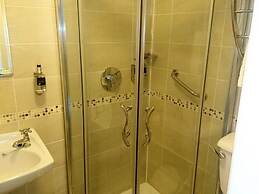 The Beach Day's Bar & B&B