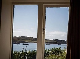 The Beach Day's Bar & B&B