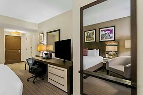 Sonesta Hotel Baltimore Inner Harbor