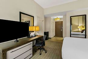 Sonesta Hotel Baltimore Inner Harbor