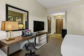 Sonesta Hotel Baltimore Inner Harbor