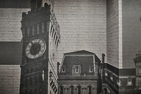 Sonesta Hotel Baltimore Inner Harbor