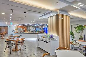 Kolon Seacloud Hotel