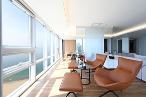 Kolon Seacloud Hotel