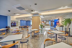 Kolon Seacloud Hotel