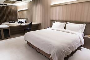 All-Ur Boutique Motel - Xin-Jhung Branch