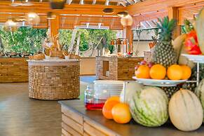Kudafushi Resort and Spa