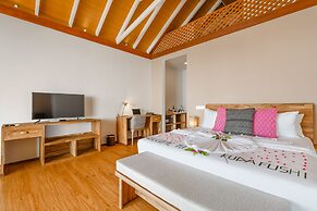 Kudafushi Resort and Spa