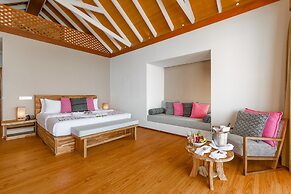 Kudafushi Resort and Spa