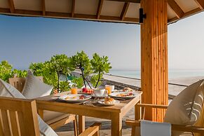 Kudafushi Resort and Spa