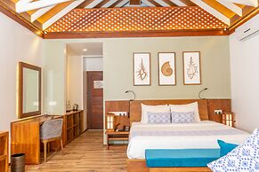 Kudafushi Resort and Spa