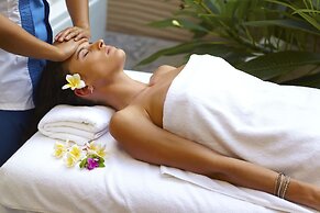 Kudafushi Resort and Spa