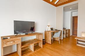 Kudafushi Resort and Spa