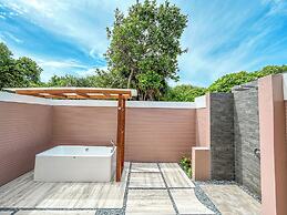 Kudafushi Resort and Spa