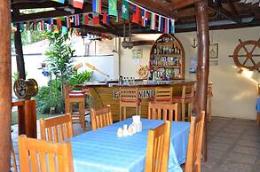 Captain's Lodge and Bar