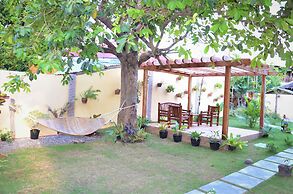 Captain's Lodge and Bar