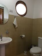 Captain's Lodge and Bar