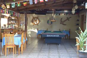 Captain's Lodge and Bar