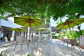 The Touch Green Naiyang Hotel & Fitness