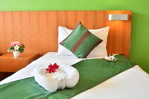 The Touch Green Naiyang Hotel & Fitness