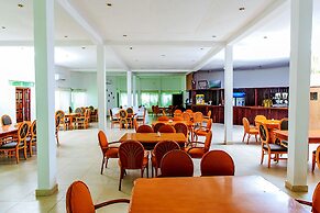 Paradise Suites Hotel