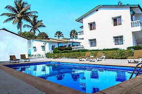 Paradise Suites Hotel