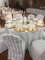Paradise Suites Hotel