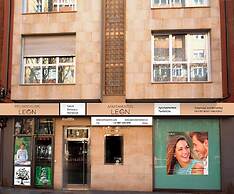 Apartamentos Leon