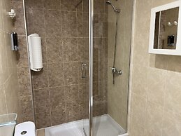 Apartamentos Leon
