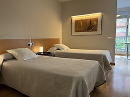 Apartamentos Leon