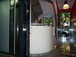Apartamentos Leon