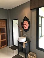 Mok Far Mont Ngo Resort