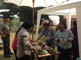 Mok Far Mont Ngo Resort