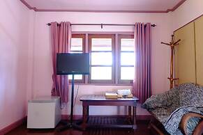 Mok Far Mont Ngo Resort