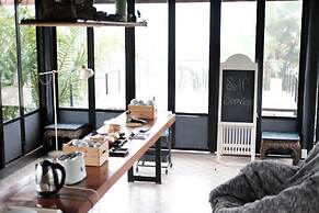 Mok Far Mont Ngo Resort