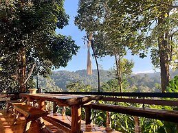 Mok Far Mont Ngo Resort