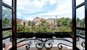 Le Petit Paris Hotel Dalat