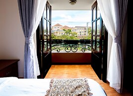 Le Petit Paris Hotel Dalat