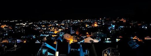 Le Petit Paris Hotel Dalat