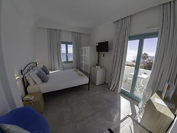 Amaryllis Beach Hotel