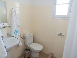 Amaryllis Beach Hotel