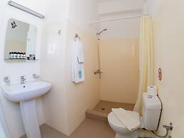 Amaryllis Beach Hotel