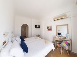 Amaryllis Beach Hotel