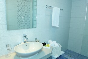 Amaryllis Beach Hotel