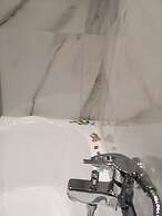 Harmony Elegant Central Apartment