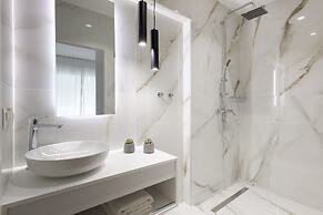 Harmony Elegant Central Apartment