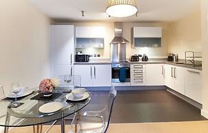 Vizion by ShortstayMK