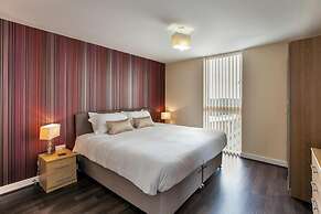 Vizion by ShortstayMK