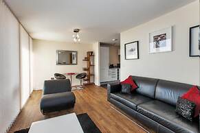 Vizion by ShortstayMK